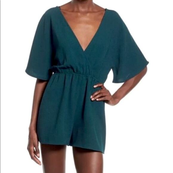 Flowy Short Open Back Plunge V Neck Skort Romper Dark Green, Size XS - Picture 2 of 8